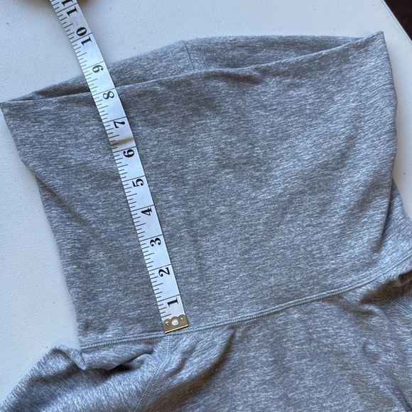 Lululemon Make A Move Long Sleeve Cowl Neck Top Heathered Battleship - Picture 16 of 16